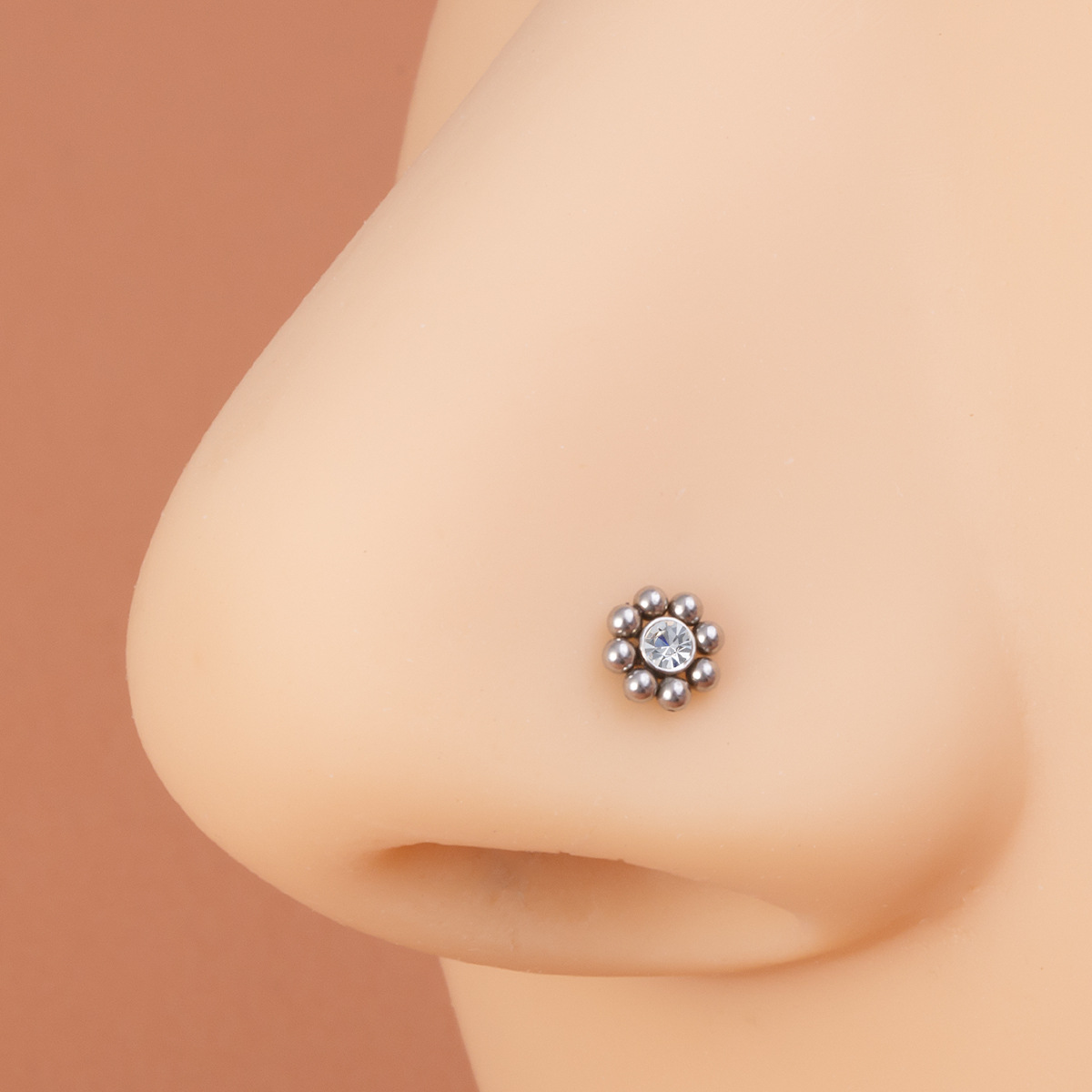 1pc of Flower-Shaped Screw Nos – обзор и цена Nostril Screw Pin