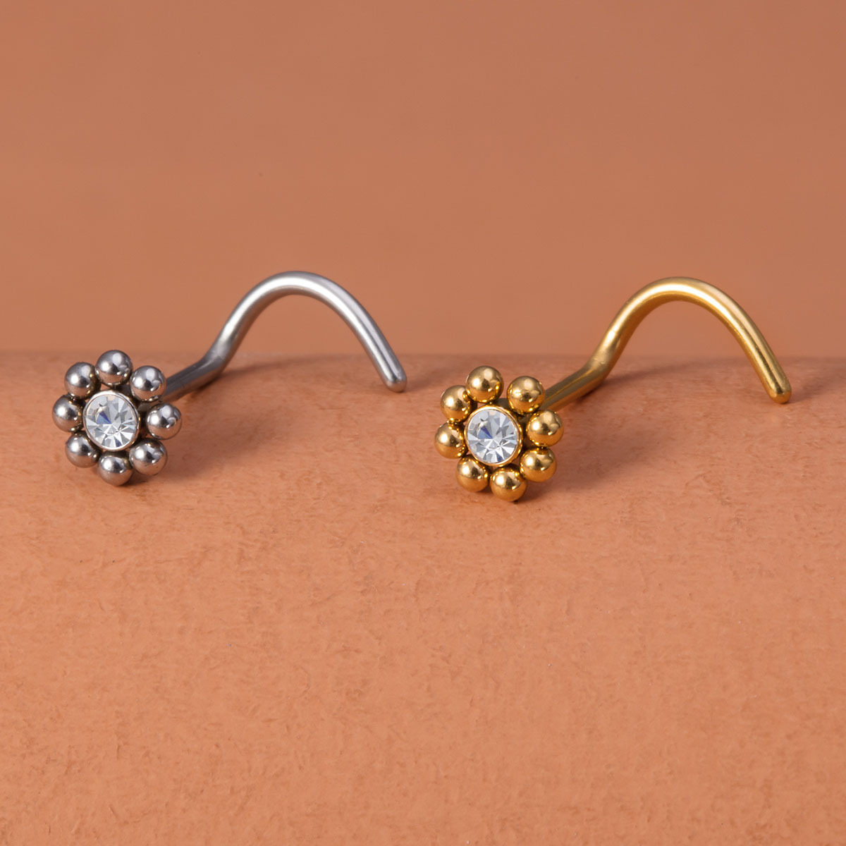 1pc of Flower-Shaped Screw Nos – обзор и цена Nostril Screw Pin