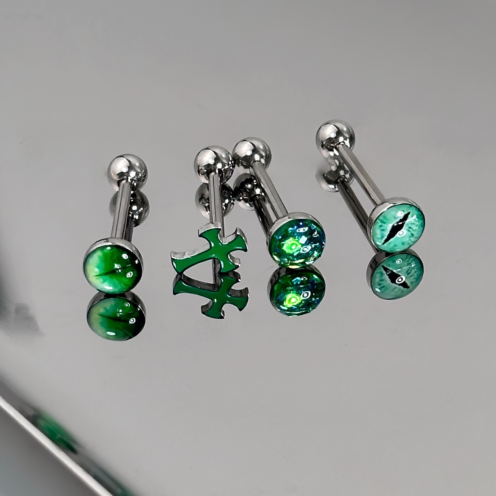 1Pc High-Quality Trendy Green  – обзор и цена Body Jewelry High Quality